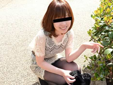 元カレを忘れるためにヌード撮影に来た素人娘 真っ昼間のベランダでセックス交渉！ 愛澤みのり